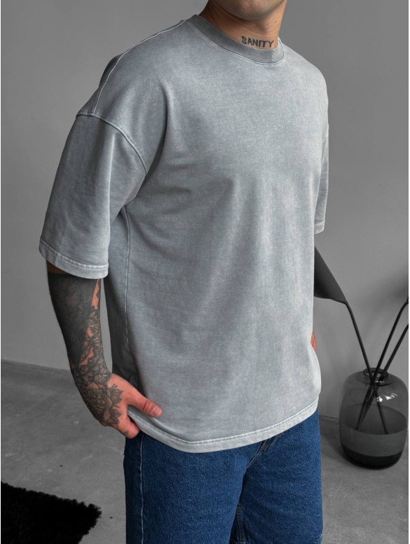 Oversize футболка з вивареної тканини