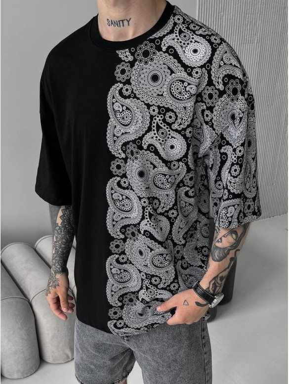 Oversize футболка з принтом