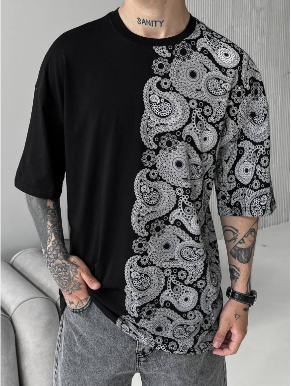 Oversize футболка з принтом