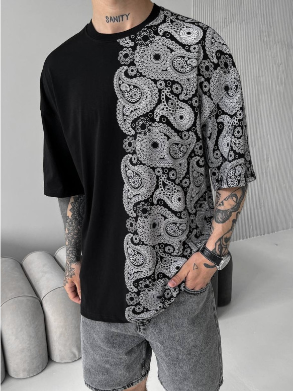 Oversize футболка з принтом