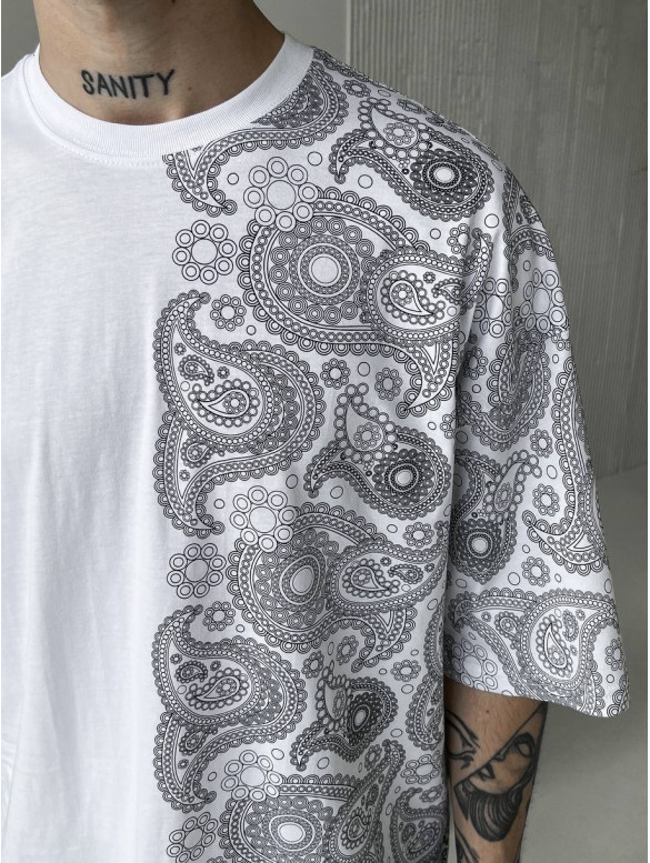 Oversize футболка з принтом