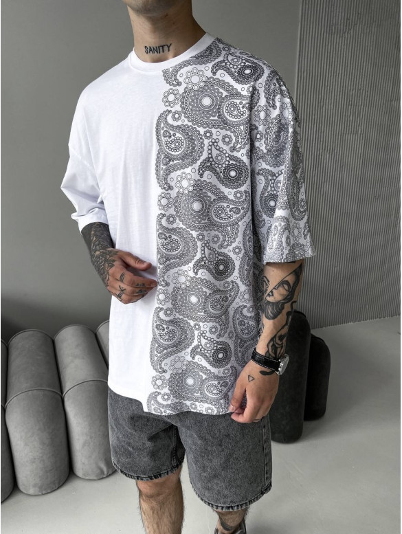 Oversize футболка з принтом