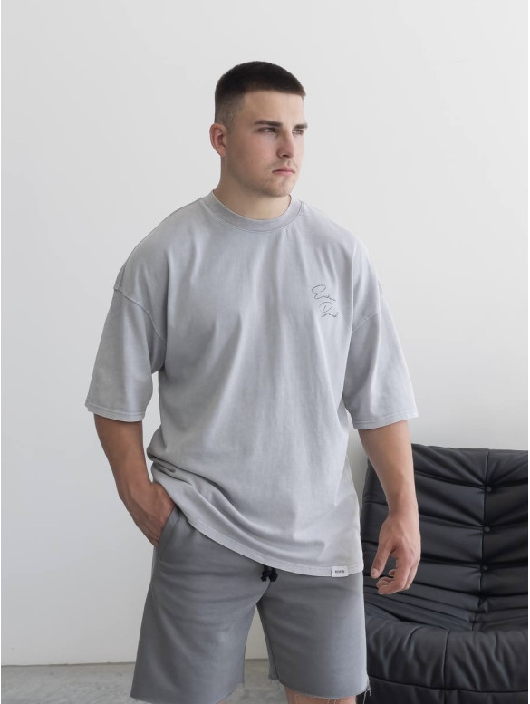 Oversize футболка з надписом