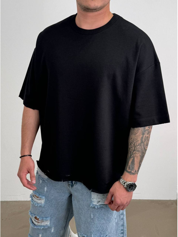 Oversize футболка з необробленим краєм