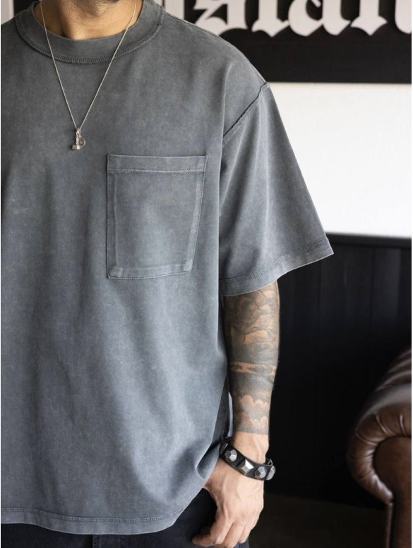 Oversize футболка з кишенею