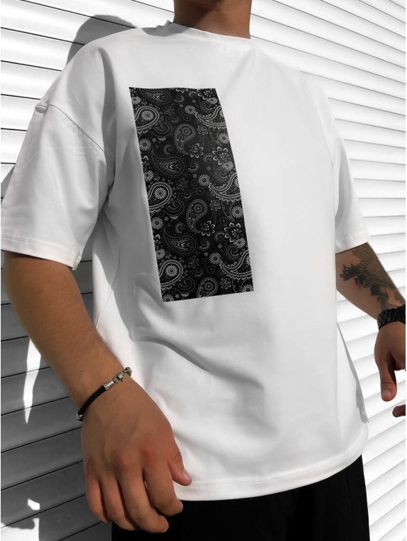 Oversize футболка з принтом