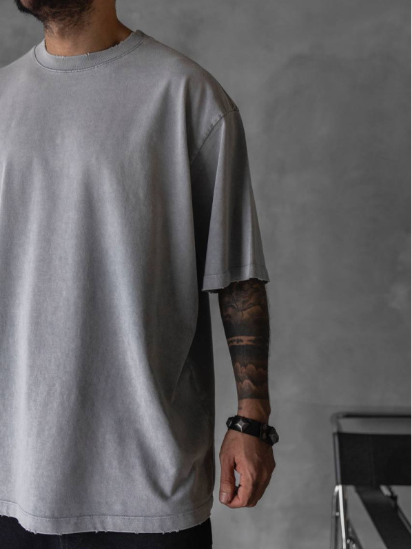 Базова oversize футболка Базова oversize футболка