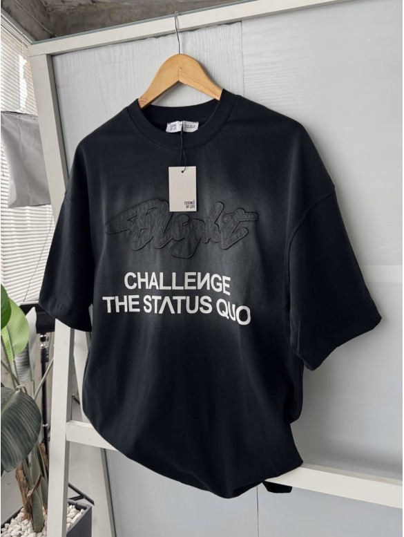 Oversize футболка з надписом