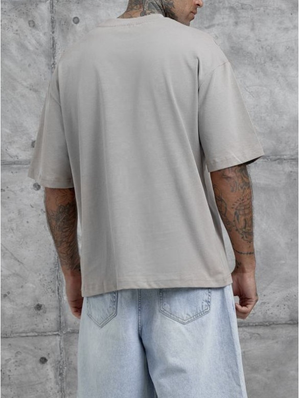 Oversize футболка з принтом