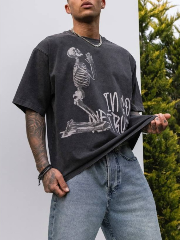 Oversize футболка з принтом