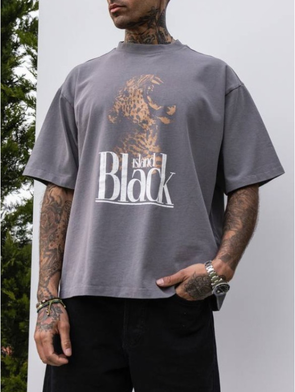 Oversize футболка з принтом