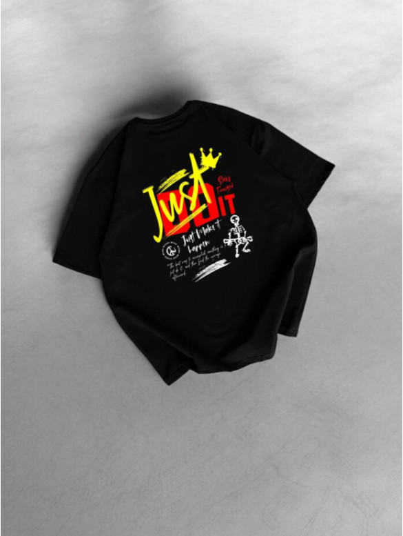 Oversize футболка з принтом
