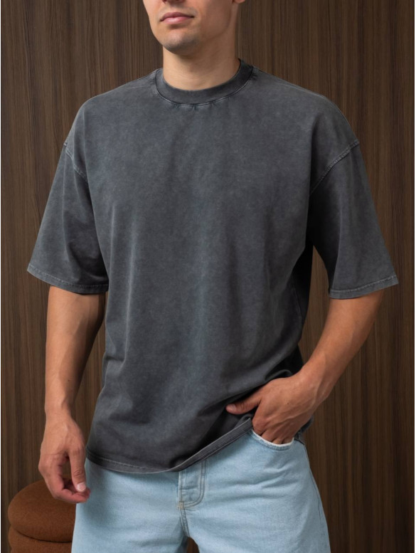 Oversize футболка з вивареної тканини