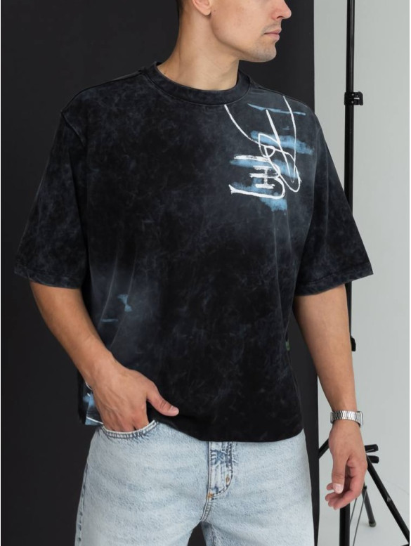 Oversize футболка з принтом