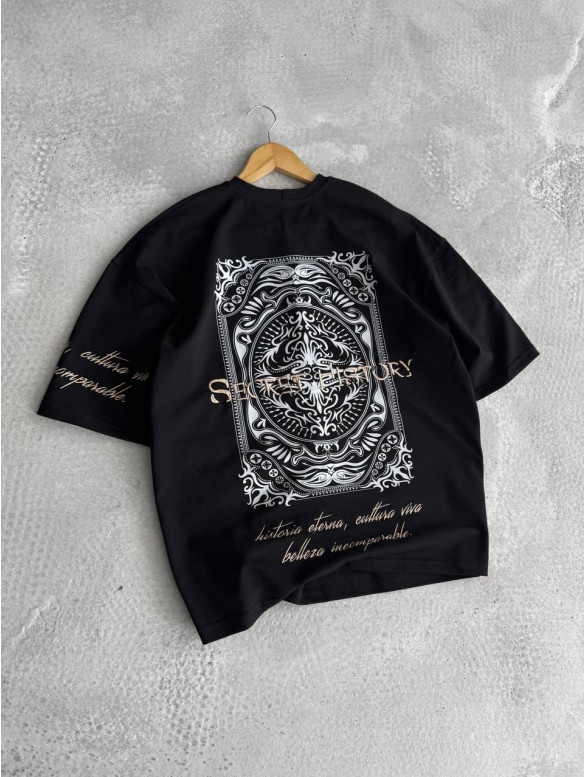 Oversize футболка з принтом