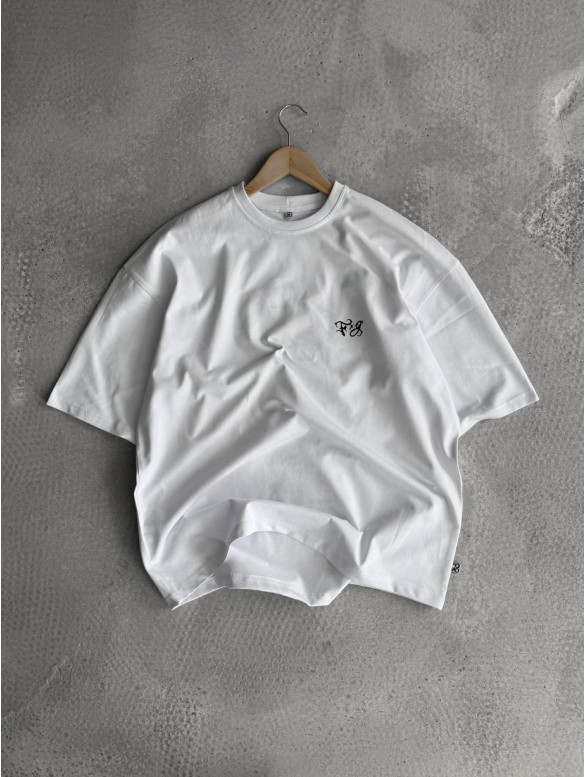 Oversize футболка з вишивкою