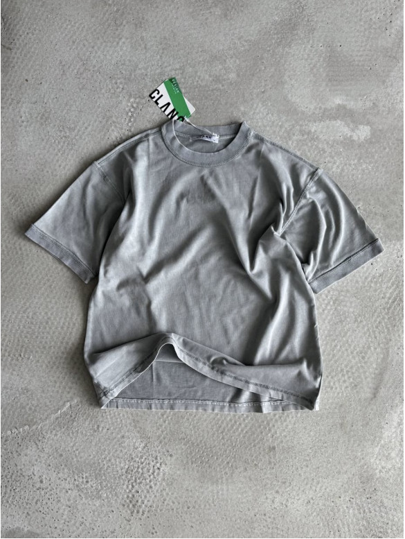 Oversize футболка з вивареної тканини