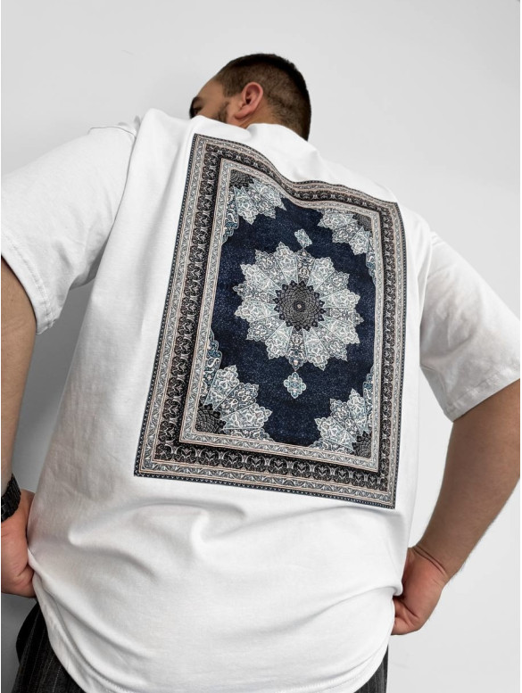 Oversize футболка з принтом