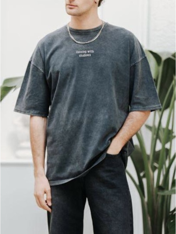 Oversize футболка з принтом