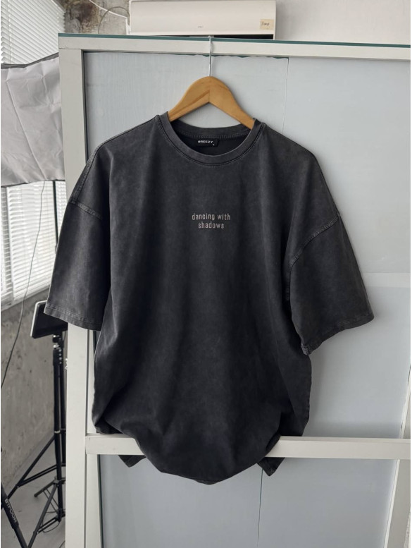 Oversize футболка з принтом