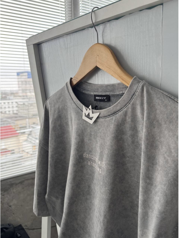 Oversize футболка з принтом