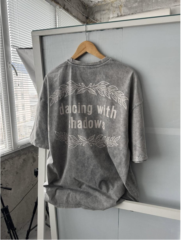 Oversize футболка з принтом