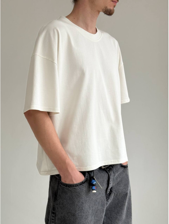 Вкорочена oversize футболка