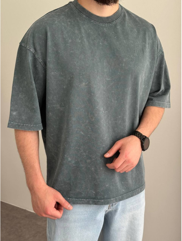 Oversize футболка з вивареної тканини