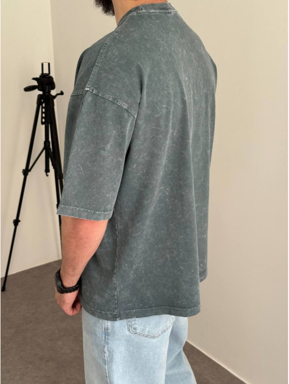 Oversize футболка з вивареної тканини