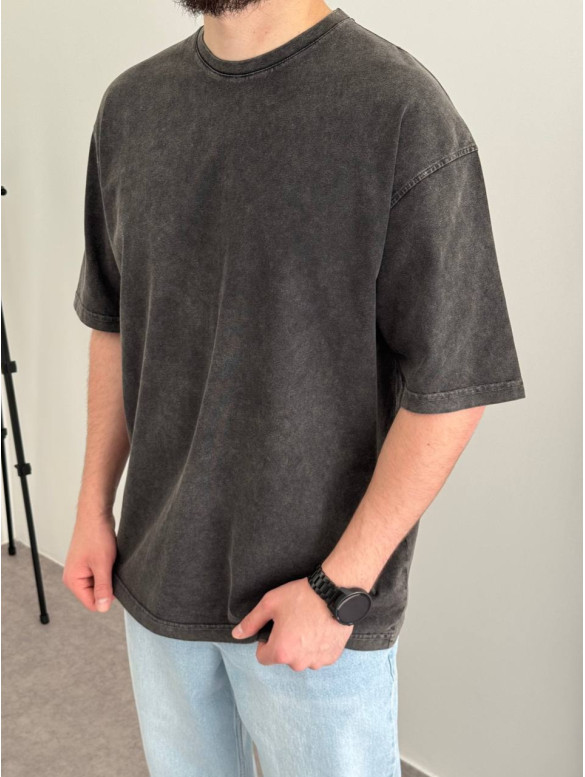 Oversize футболка з вивареної тканини