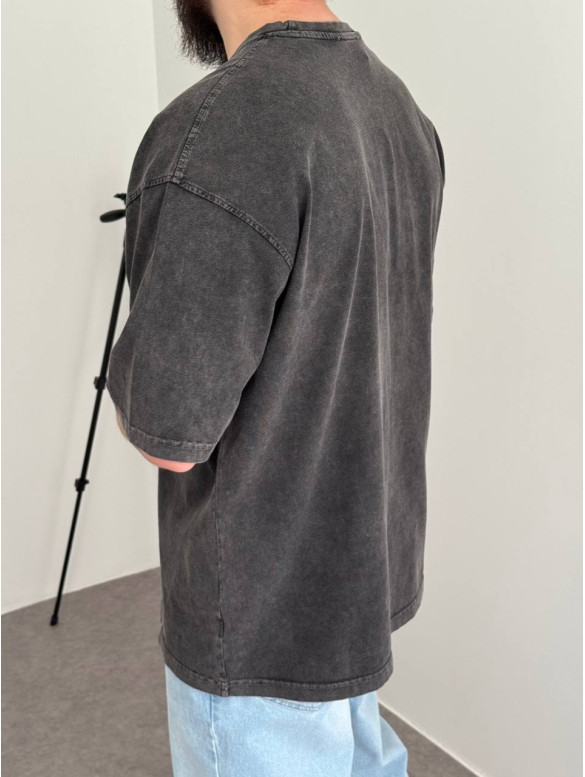 Oversize футболка з вивареної тканини