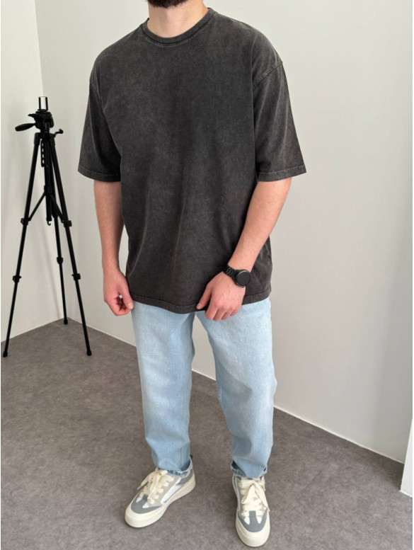 Oversize футболка з вивареної тканини
