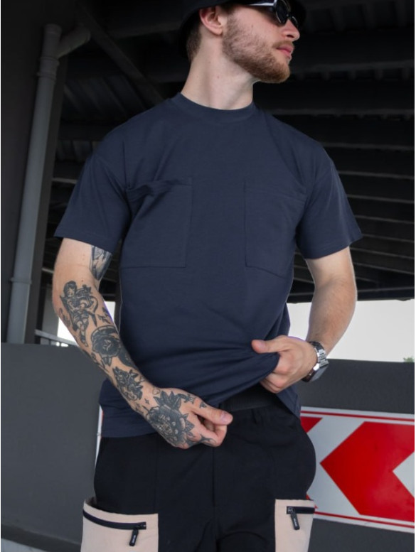 Oversize футболка з акцентними кишенями