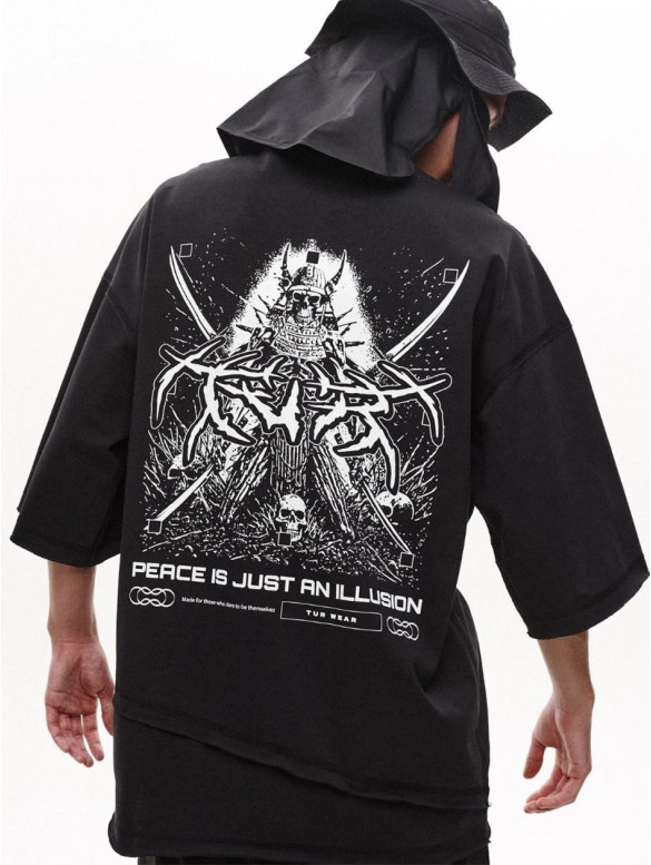 Oversize футболка з принтом