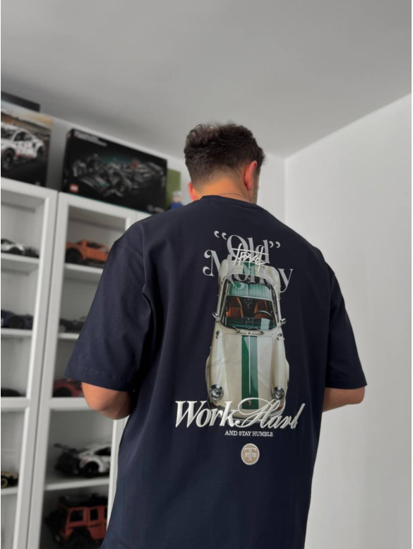 Oversize футболка з принтом