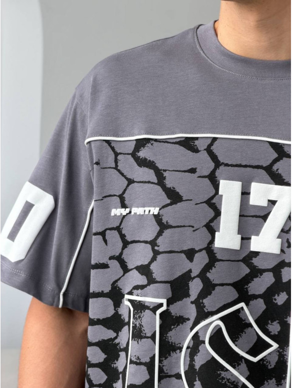 Oversize футболка з принтом
