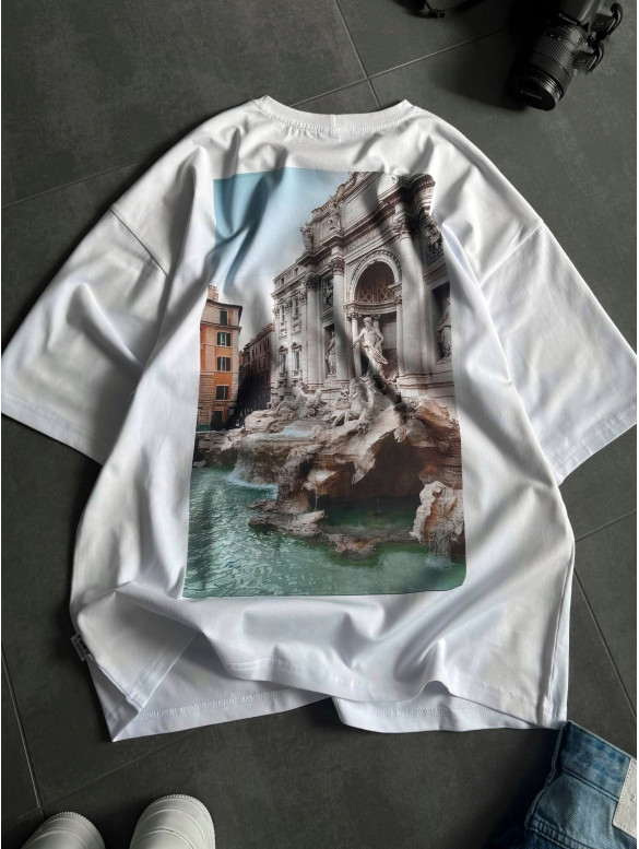 Oversize футболка з принтом