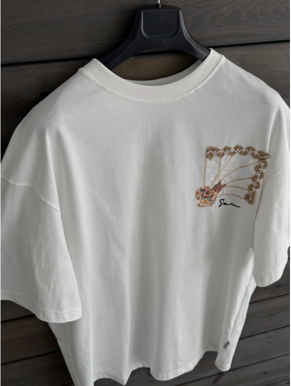 Oversize футболка з принтом