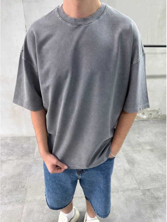 Oversize футболка з вивареної тканини