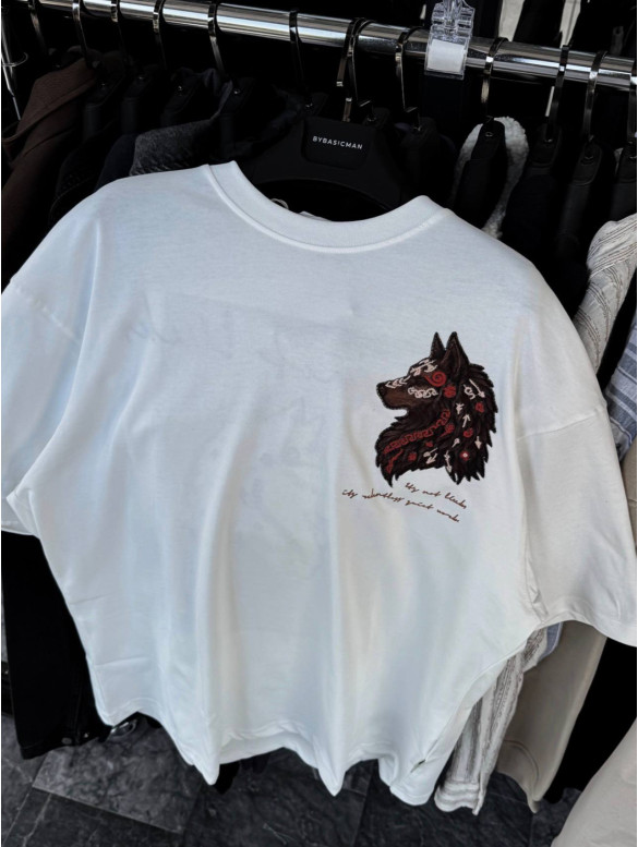 Oversize футболка з принтом