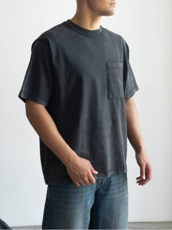 Oversize футболка з кишенею