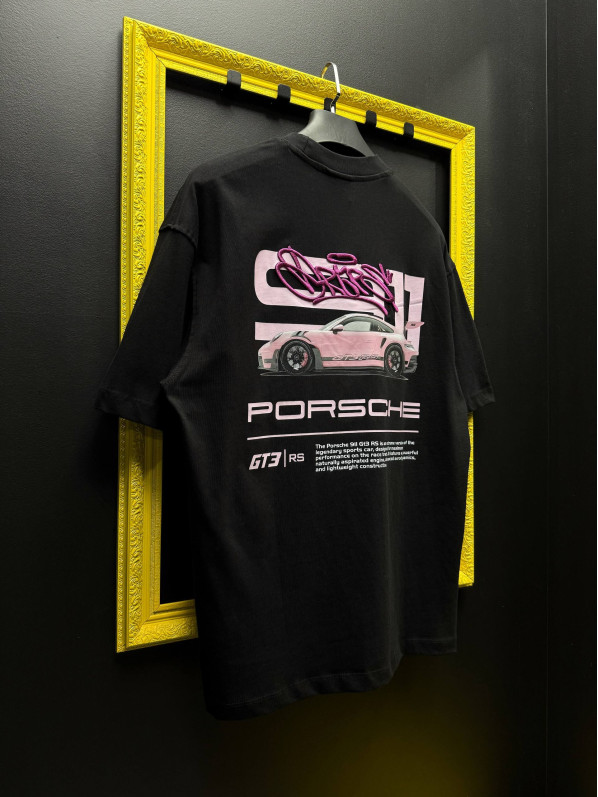 Oversize футболка з нашивкою
