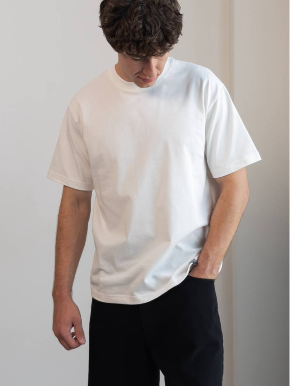 Базова oversize футболка