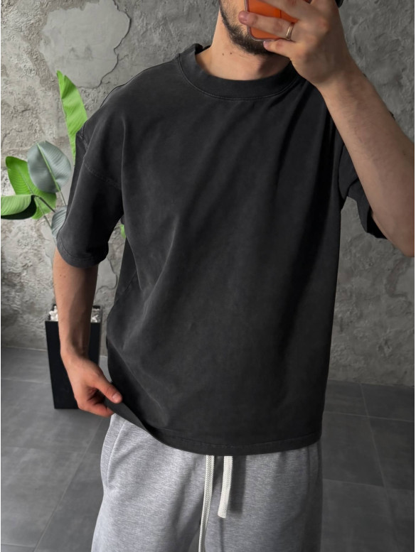 Oversize футболка з вивареної тканини