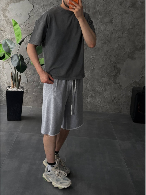 Oversize футболка з вивареної тканини