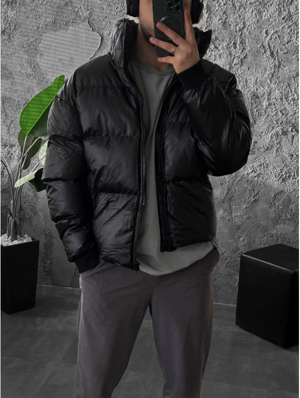 Зимова стьобана куртка
