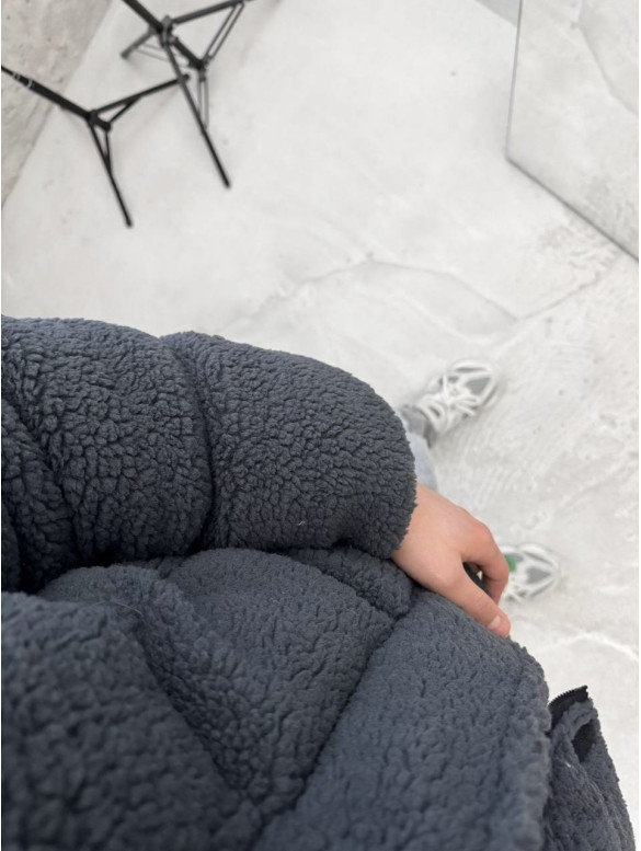 Зимова плюшева куртка oversize