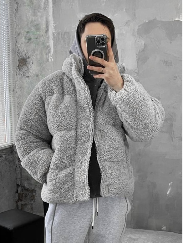 Зимова плюшева куртка oversize