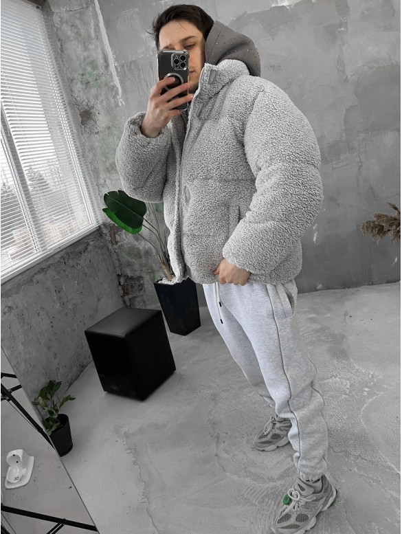 Зимова плюшева куртка oversize