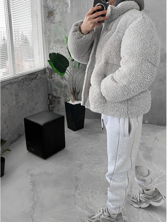 Зимова плюшева куртка oversize